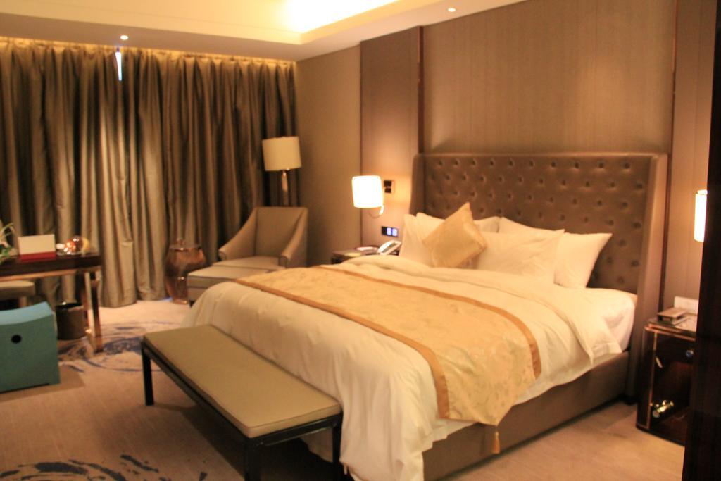 Howard Johnson Qinlu Plaza Yingtan Buitenkant foto